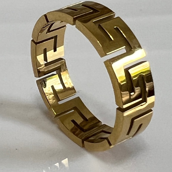 Statement Gold and Silver Geometric Pattern Rings - Picture 11 of 16